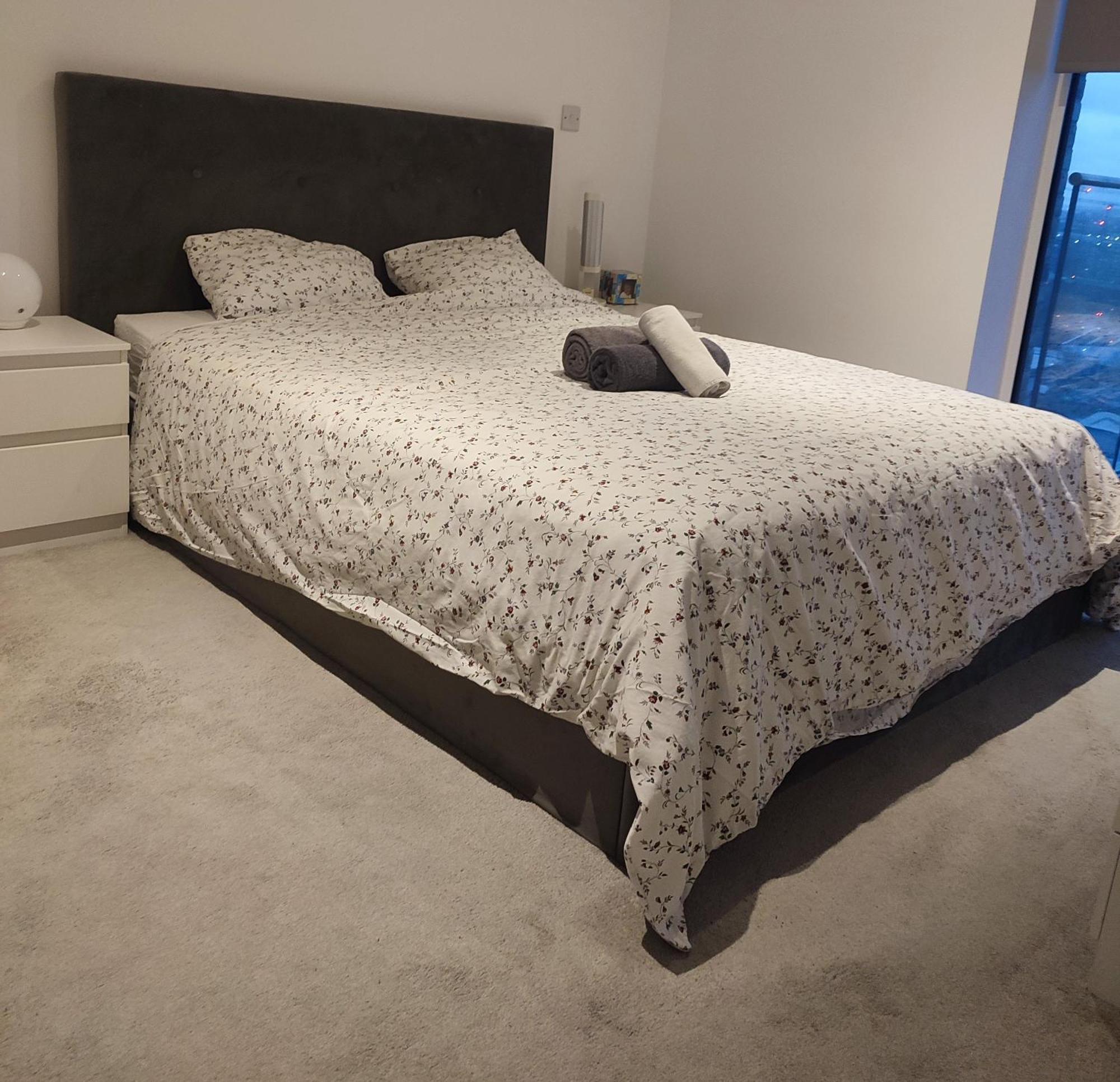 2 Bedroom 2 Bath 1 Ensuite In Roya Asenal Beautiful Views & Parking Londres Exterior foto